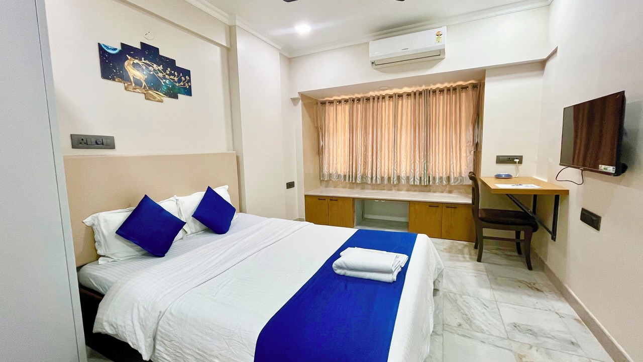 Photo of Bedroom in Powai