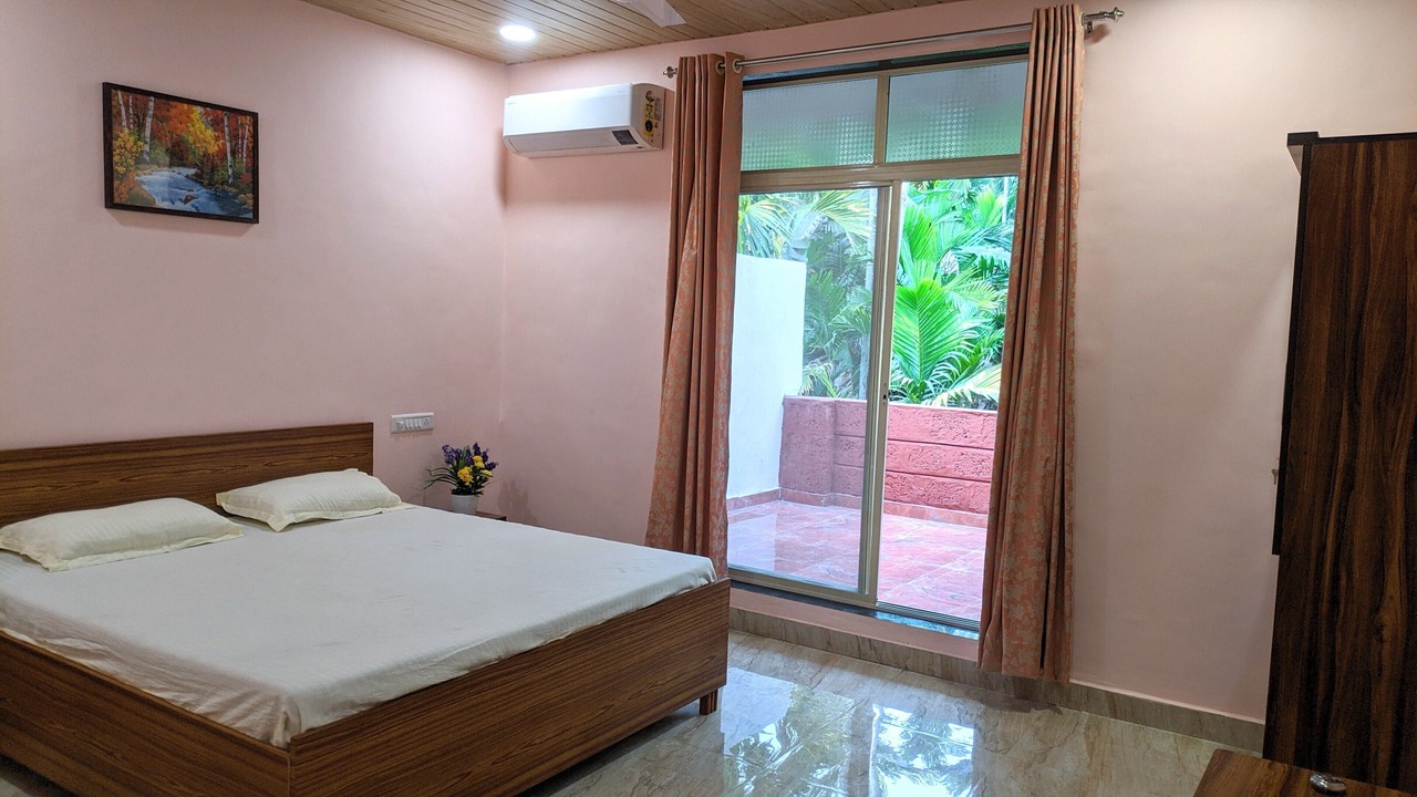 Photo of Bedroom in Diveagar