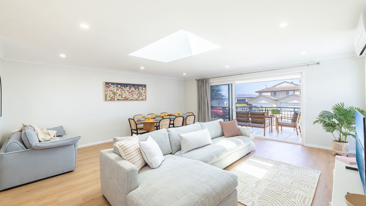 Photo of Livingroom in Anna Bay