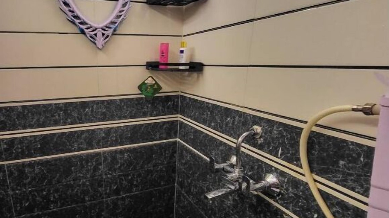 Photo of Bathroom in Bandra West