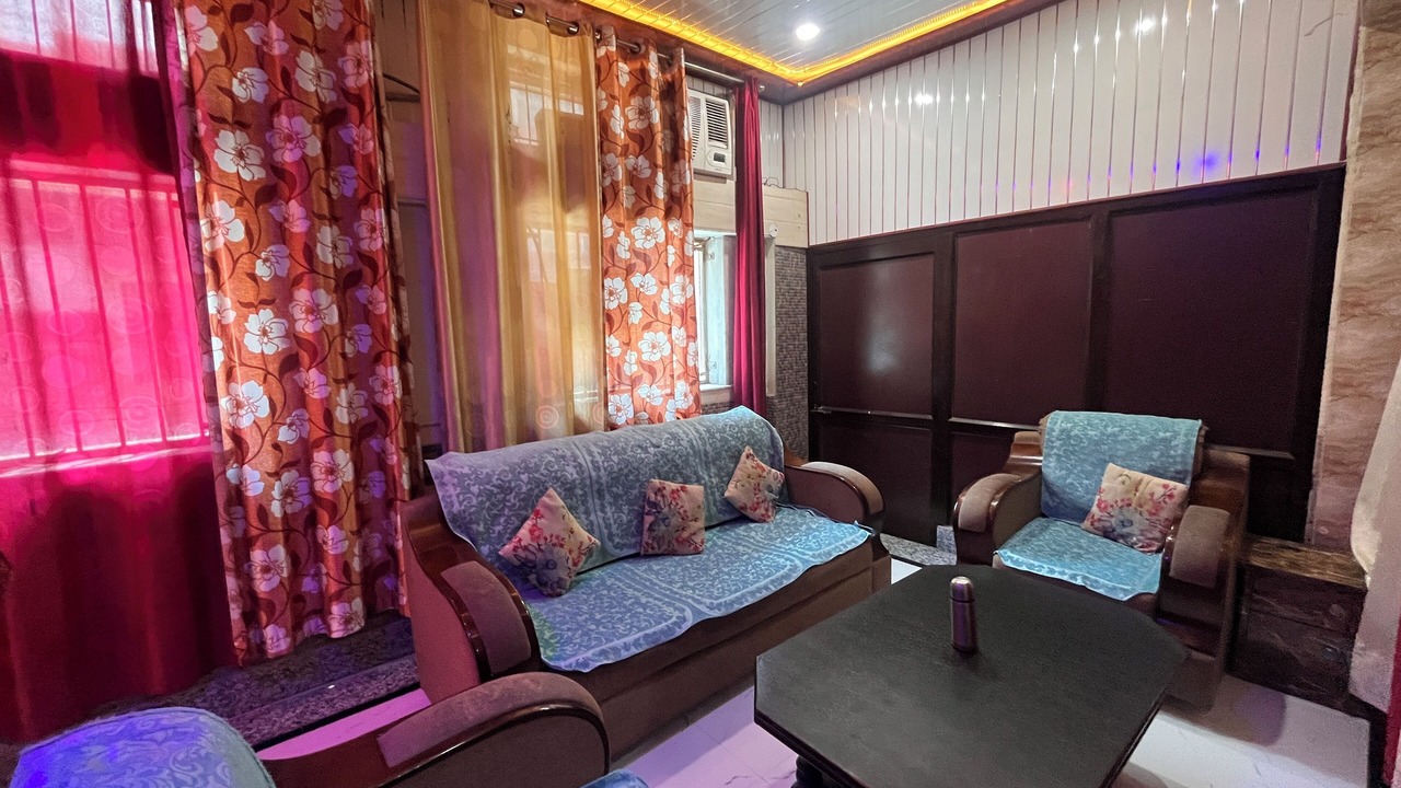 Photo of Livingroom in Vrindavan