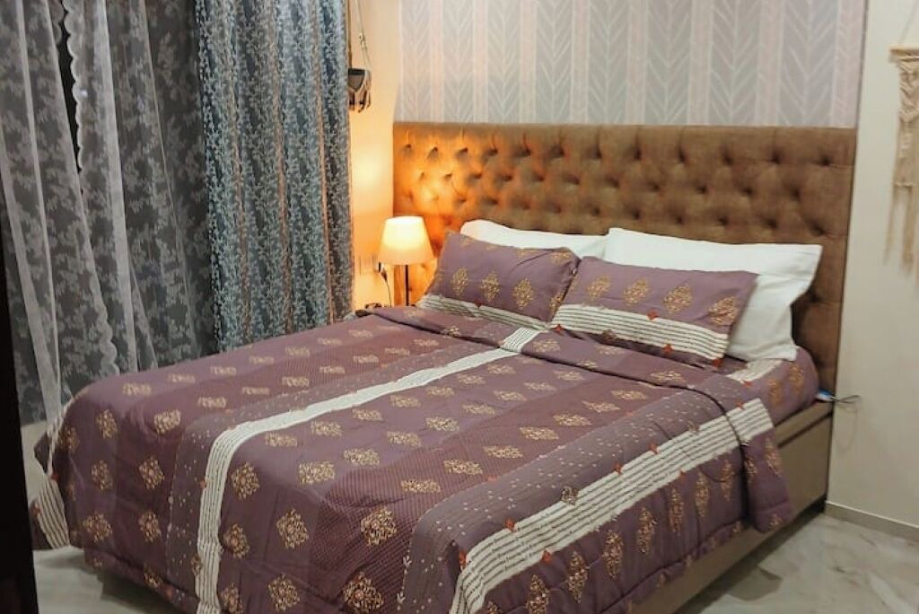 Photo of Bedroom in Bandra West