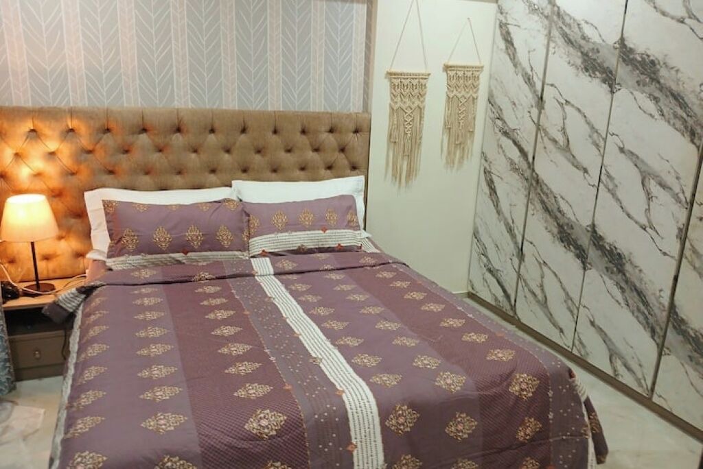 Photo of Bedroom in Bandra West