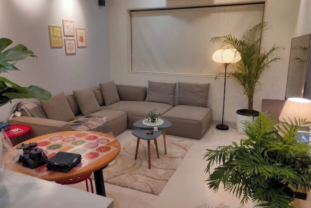 Photo of Livingroom in Bandra West