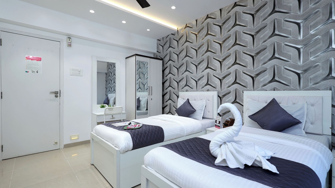 Photo of Bedroom in Vile Parle