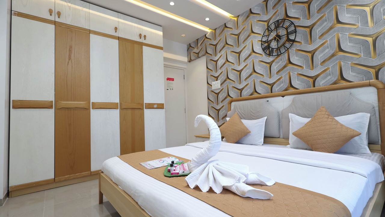 Photo of Bedroom in Vile Parle