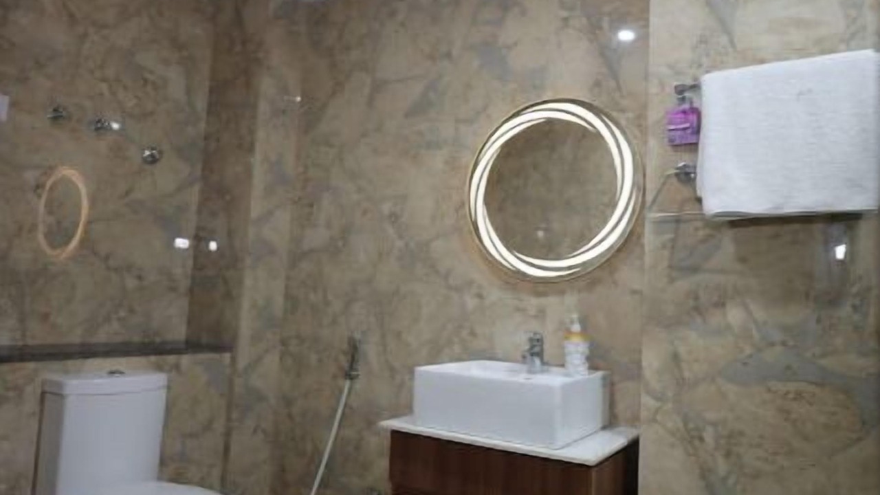 Photo of Bathroom in Kalyanpur