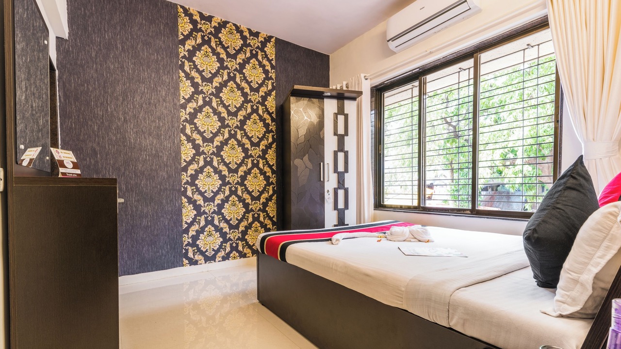 Photo of Bedroom in Borivali East