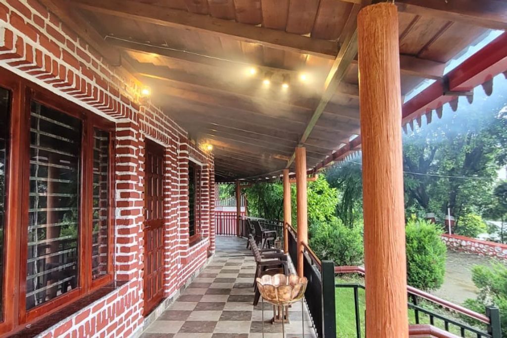Photo of Patio Balcony in Bhimtal