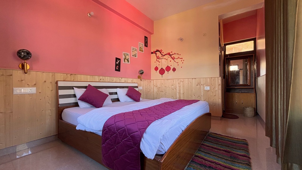 Photo of Bedroom in Munsyari