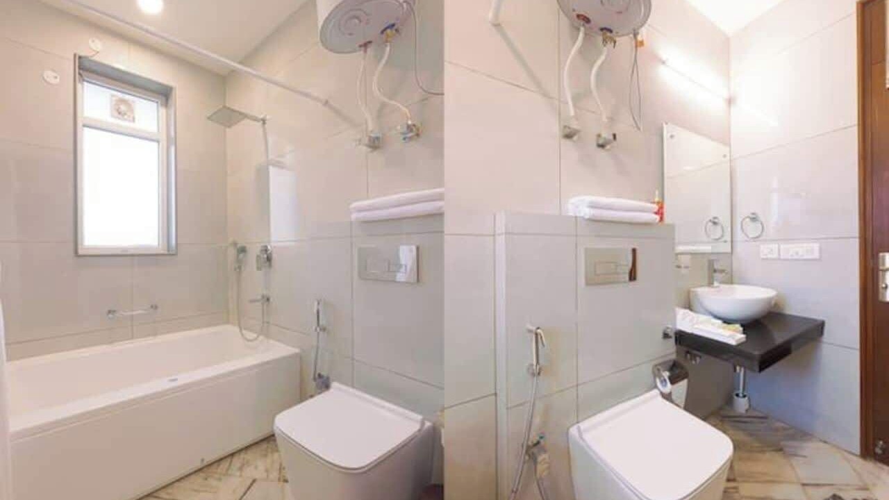 Photo of Bathroom in Sushant Lok