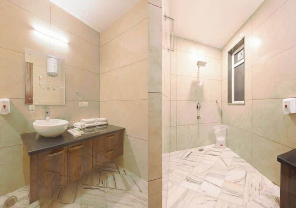Photo of Bathroom in Sushant Lok