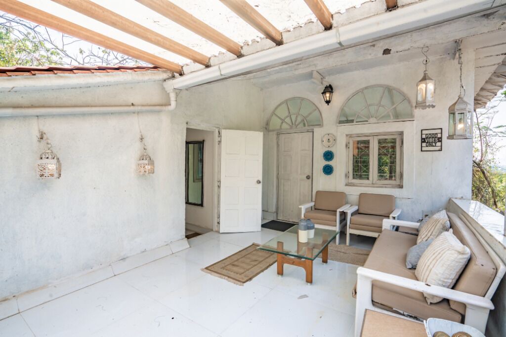 Photo of Patio Balcony in Jawhar