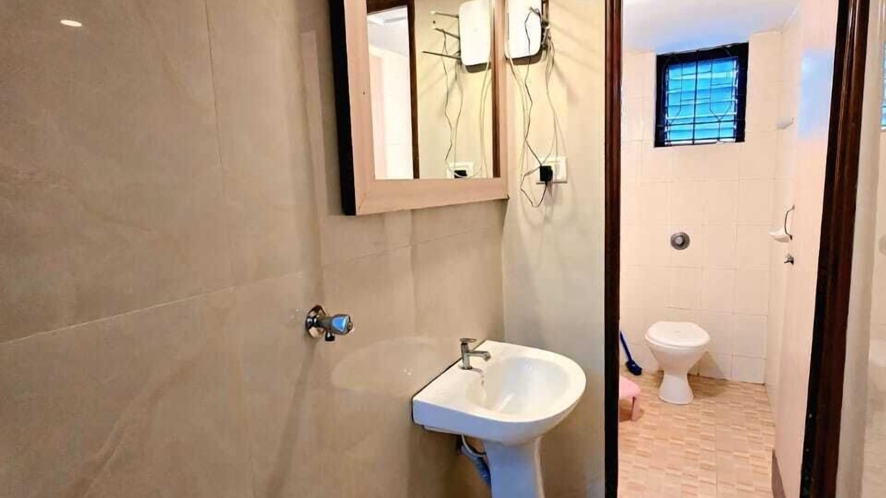 Photo of Bathroom in Gauravaddo
