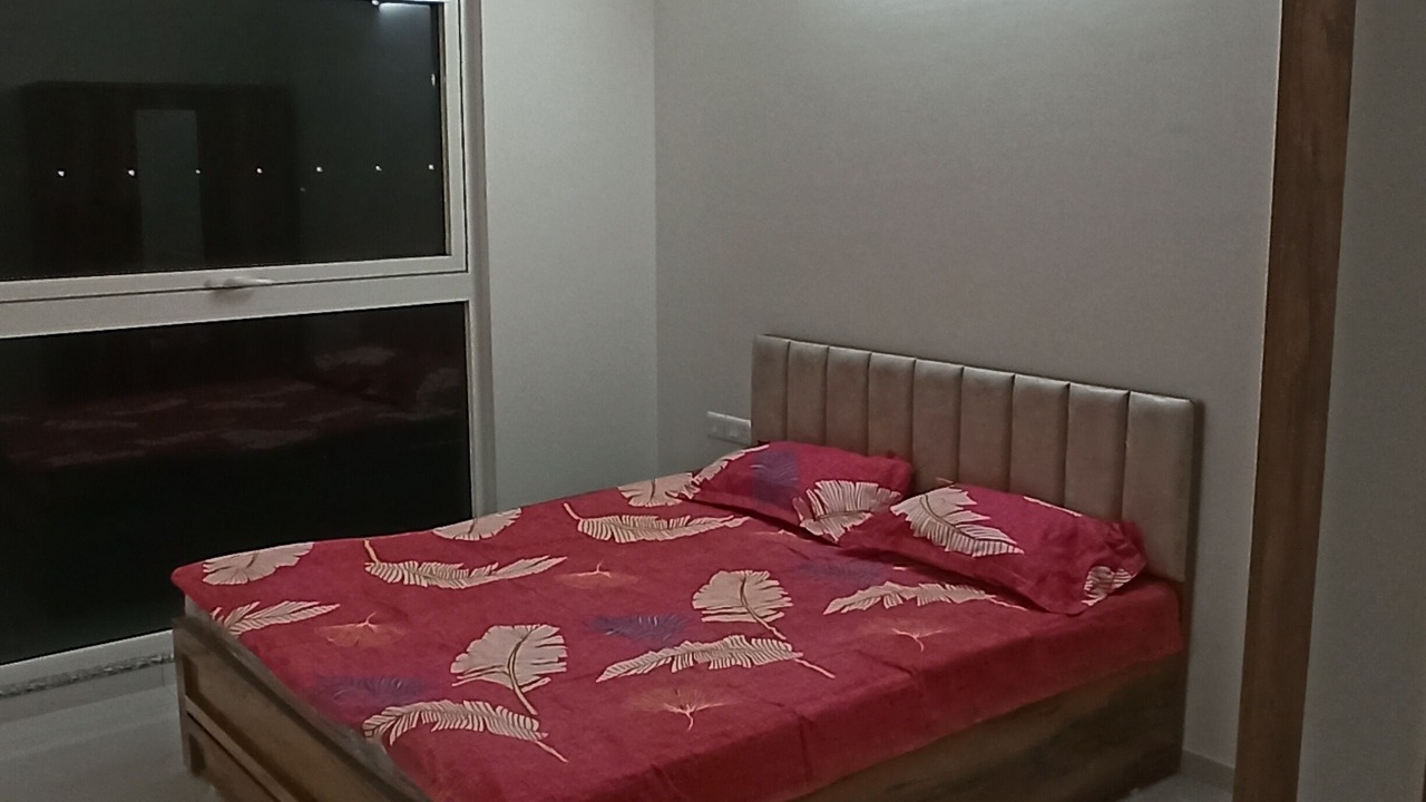 Photo of Bedroom in Gandhinagar