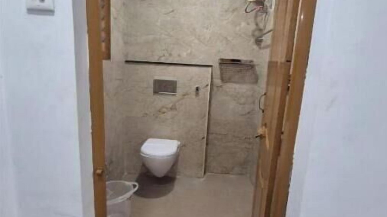 Photo of Bathroom in Dindigul