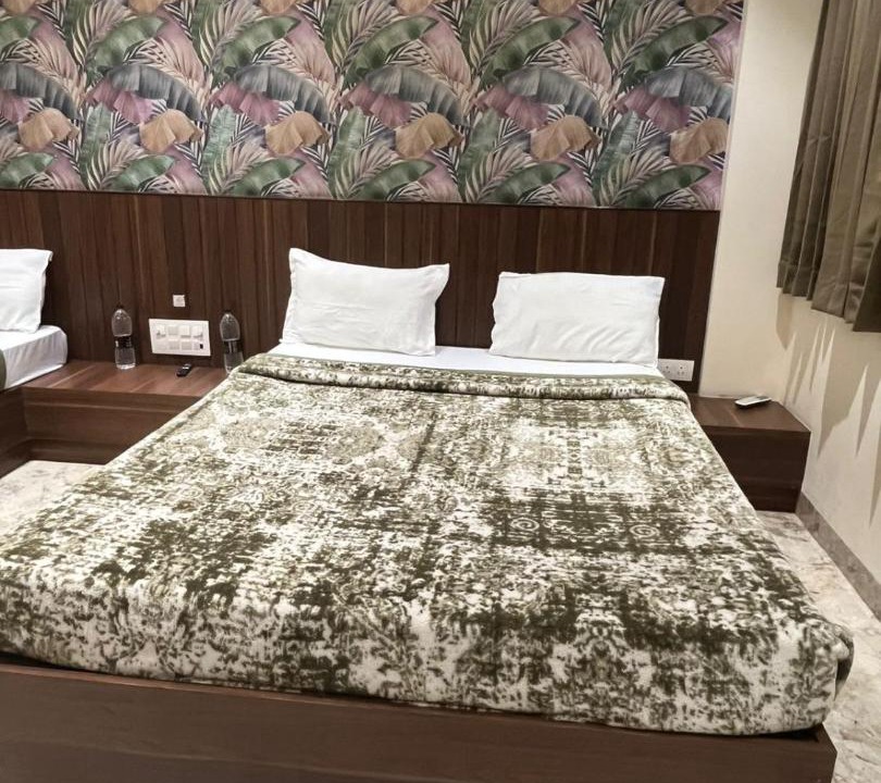 Photo of Bedroom in Daulatabad