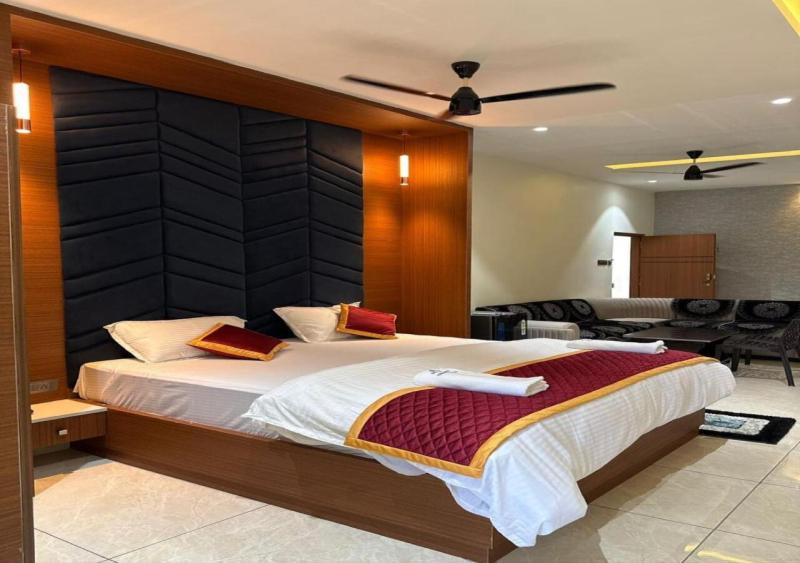 Photo of Bedroom in Narasaraopet