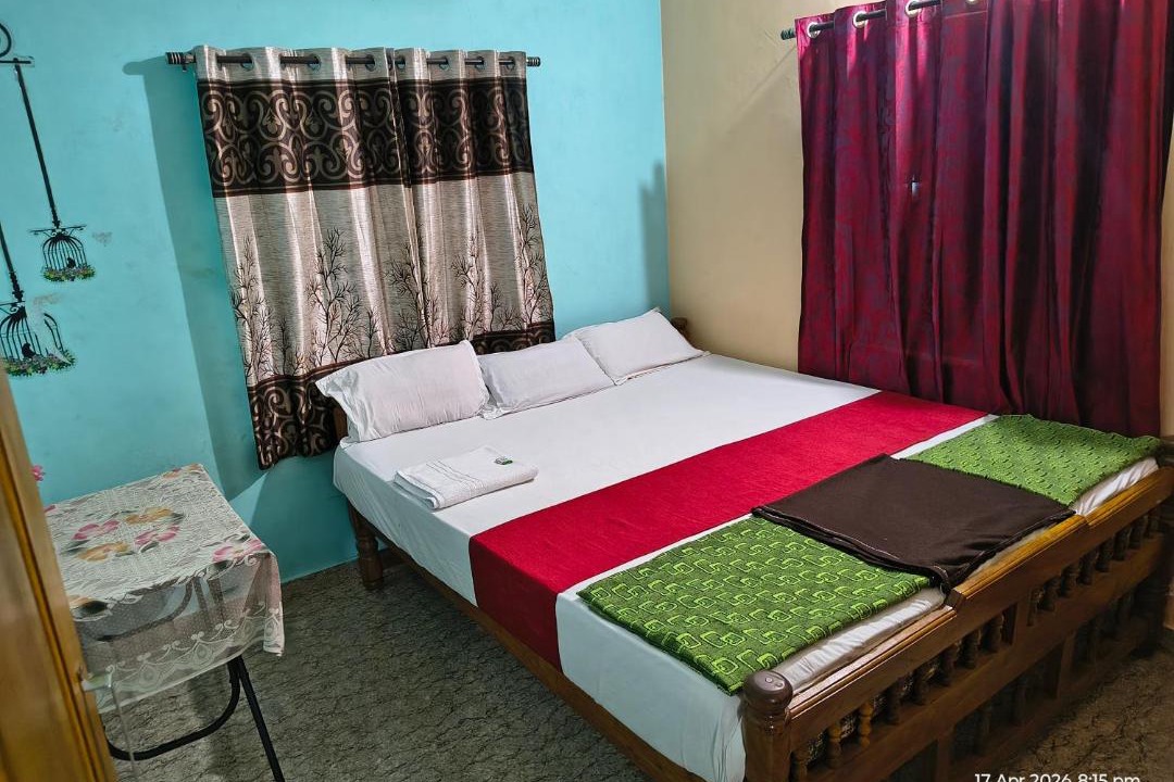 Photo of Bedroom in Murudeshwara