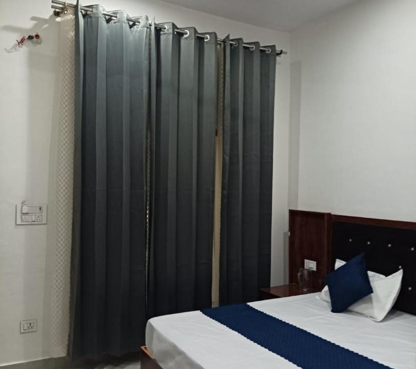 Photo of Bedroom in Barkot