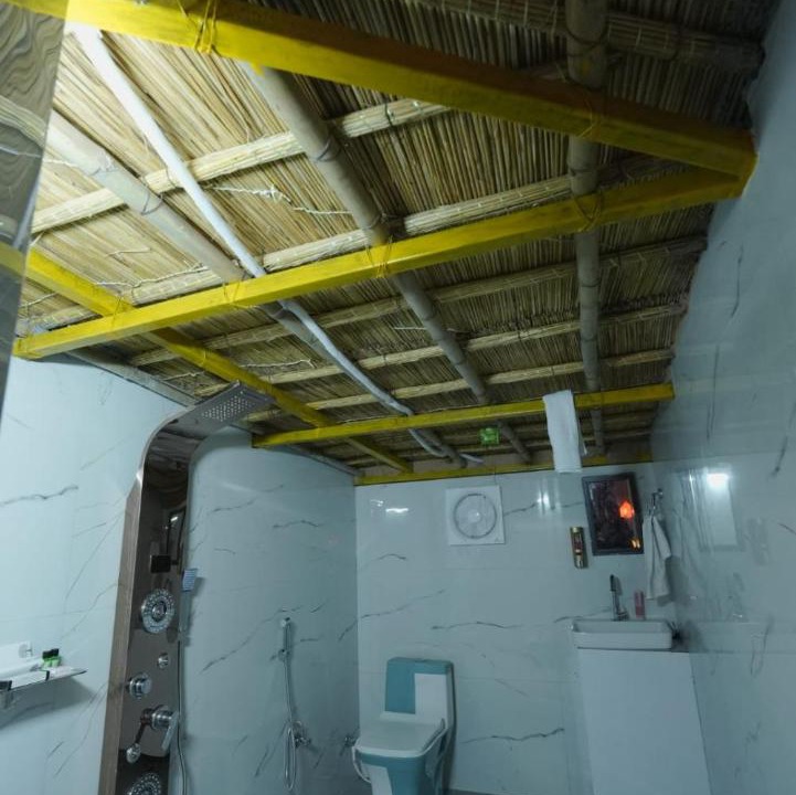 Photo of Bathroom in Talab