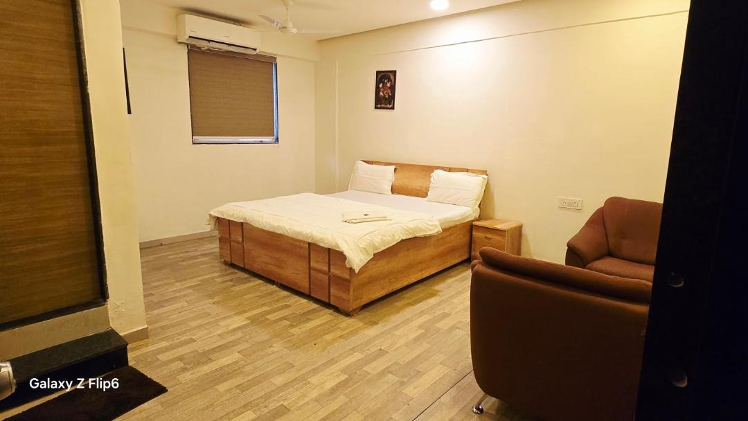Photo of Bedroom in Gandhinagar