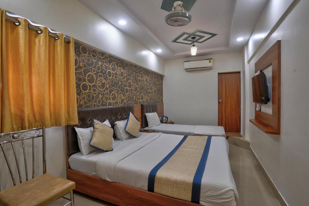 Photo of Bedroom in Vile Parle West