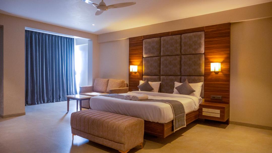 Photo of Bedroom in Mahabaleshwar