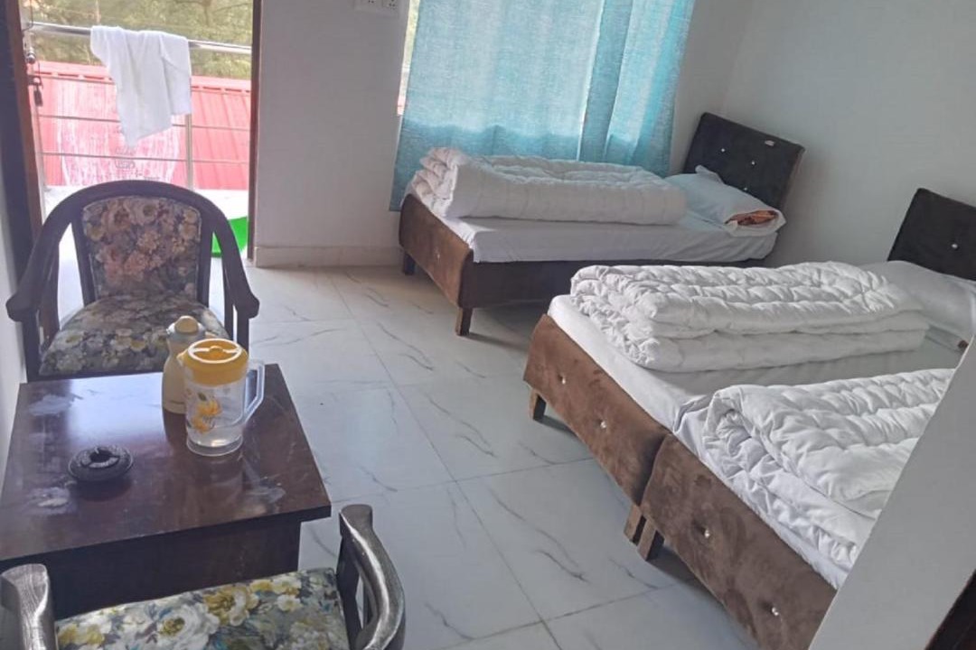 Photo of Bedroom in Narainkoti