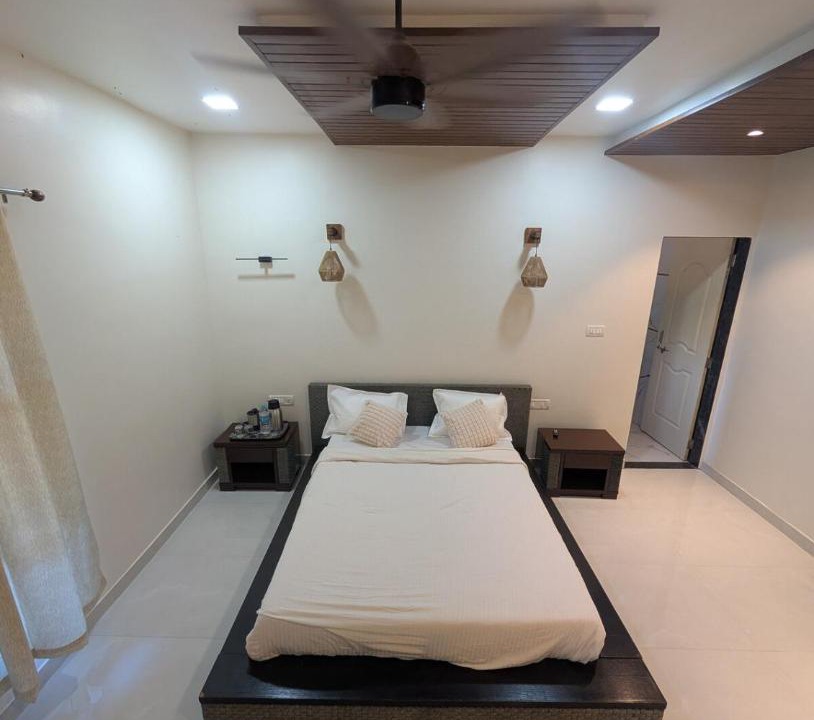 Photo of Bedroom in Mahabaleshwar