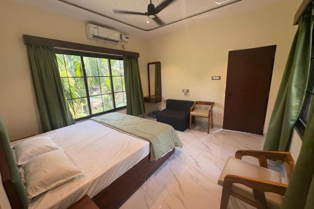 Photo of Bedroom in Diveagar