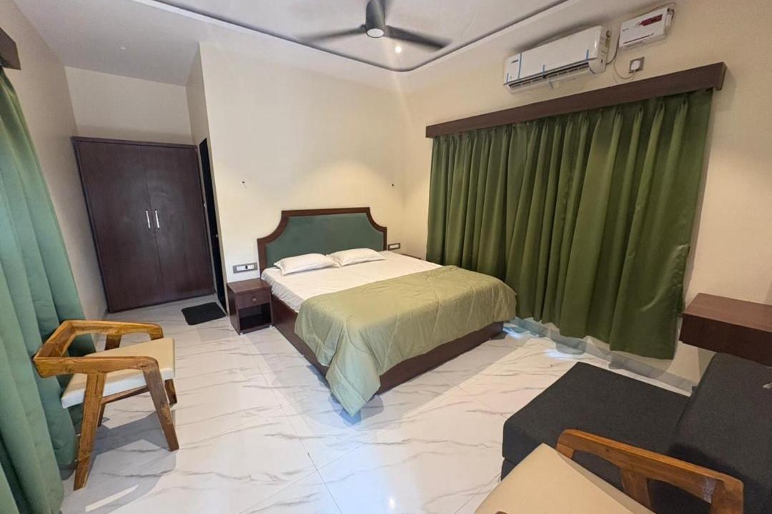 Photo of Bedroom in Diveagar