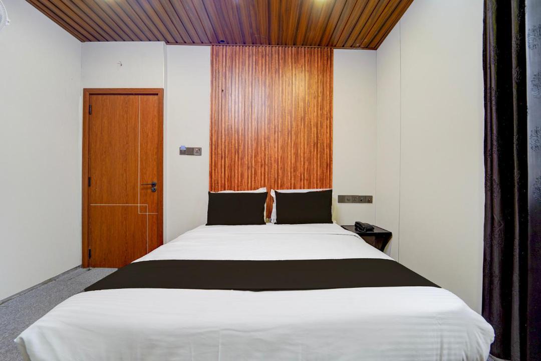 Photo of Bedroom in Karaikudi