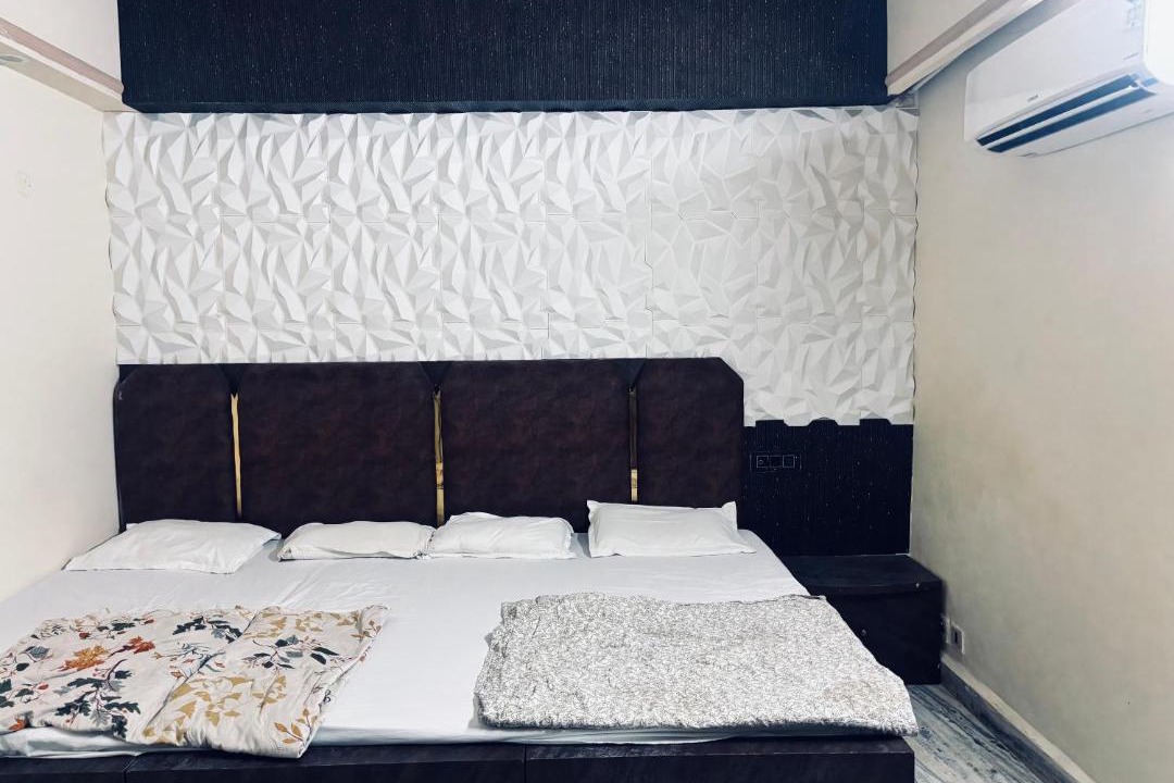 Photo of Bedroom in Mathura