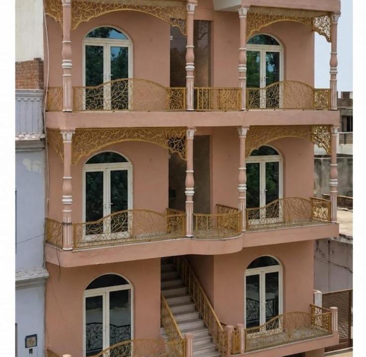 Photo of Others in Taj Ganj