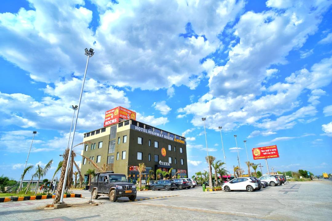 Photo of Others in Dudu