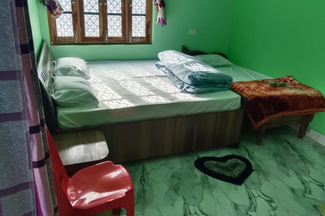 Photo of Bedroom in Uttarkashi