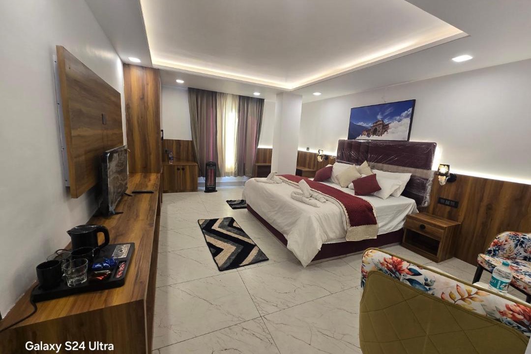 Photo of Bedroom in Badrinath