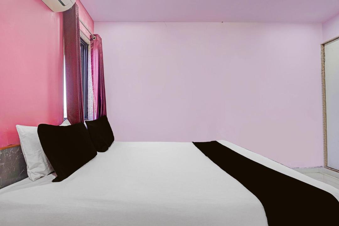 Photo of Bedroom in Dabhoi