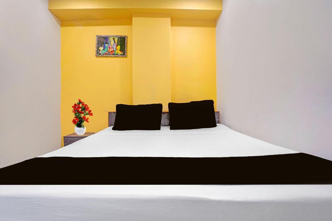 Photo of Bedroom in Dabhoi