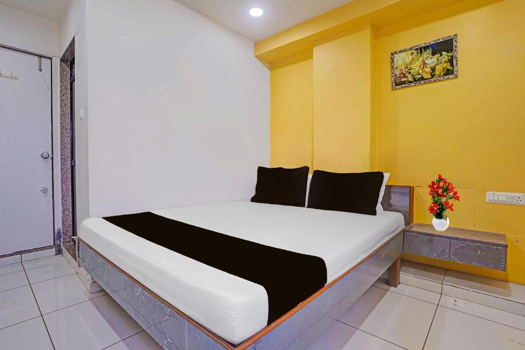 Photo of Bedroom in Dabhoi