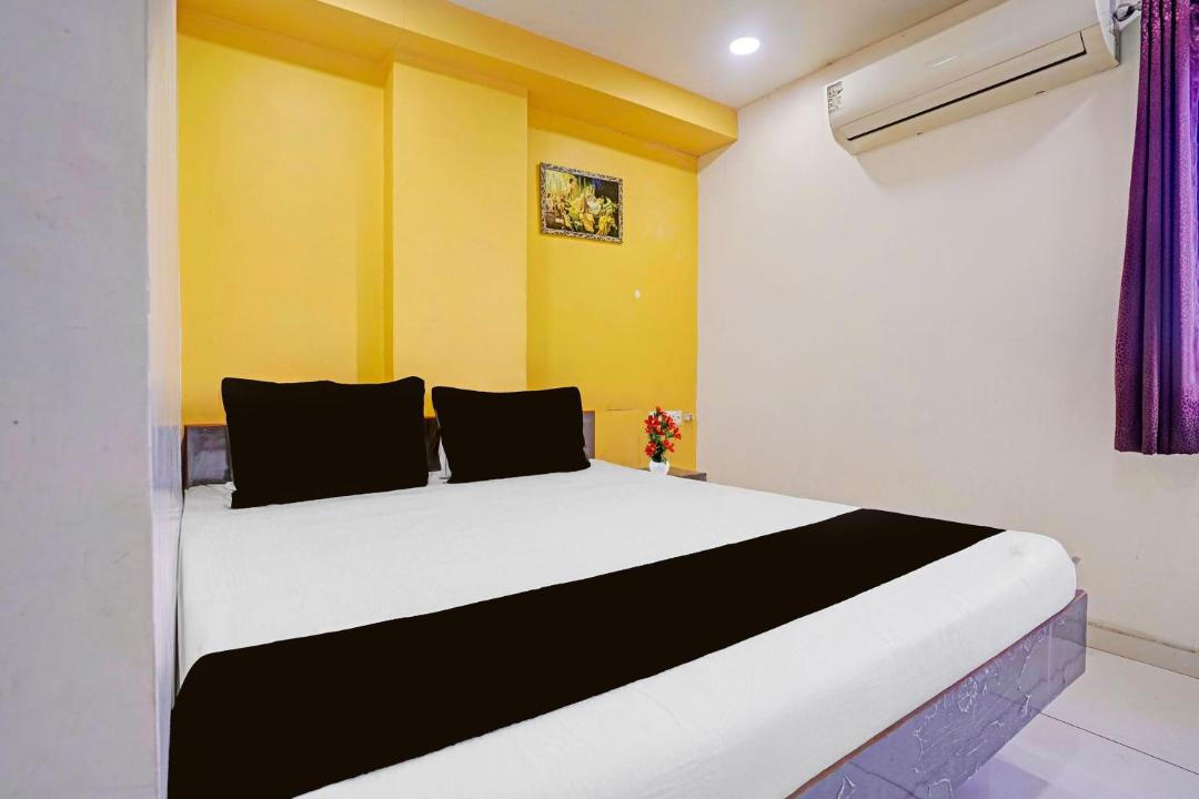Photo of Bedroom in Dabhoi