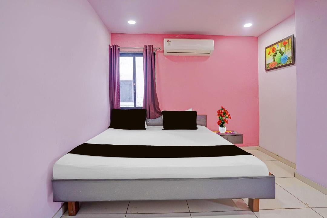 Photo of Bedroom in Dabhoi