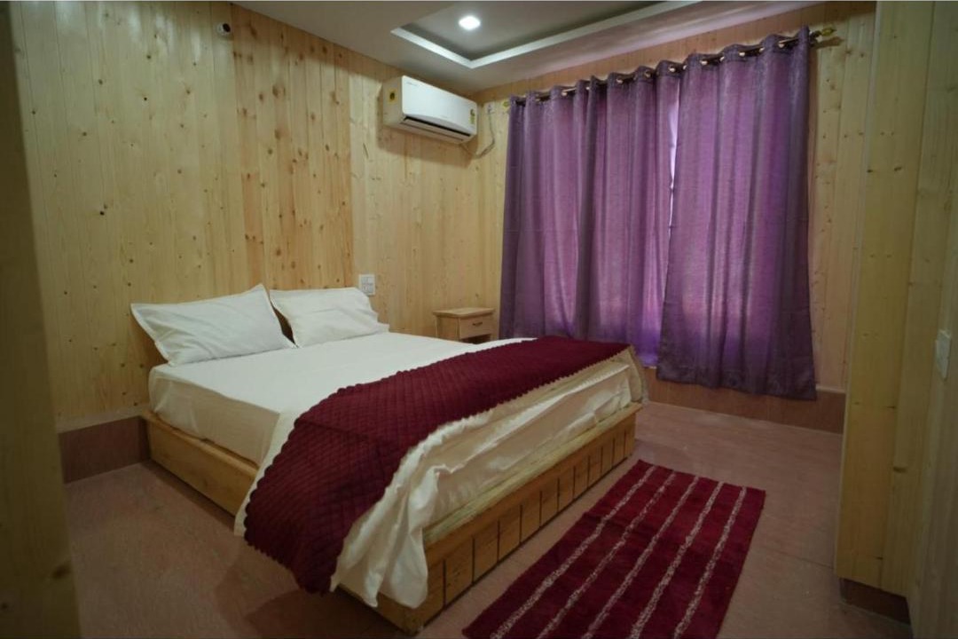 Photo of Bedroom in Uttarkashi