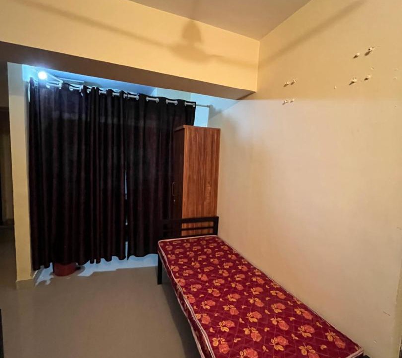 Photo of Bedroom in Kandiwali West