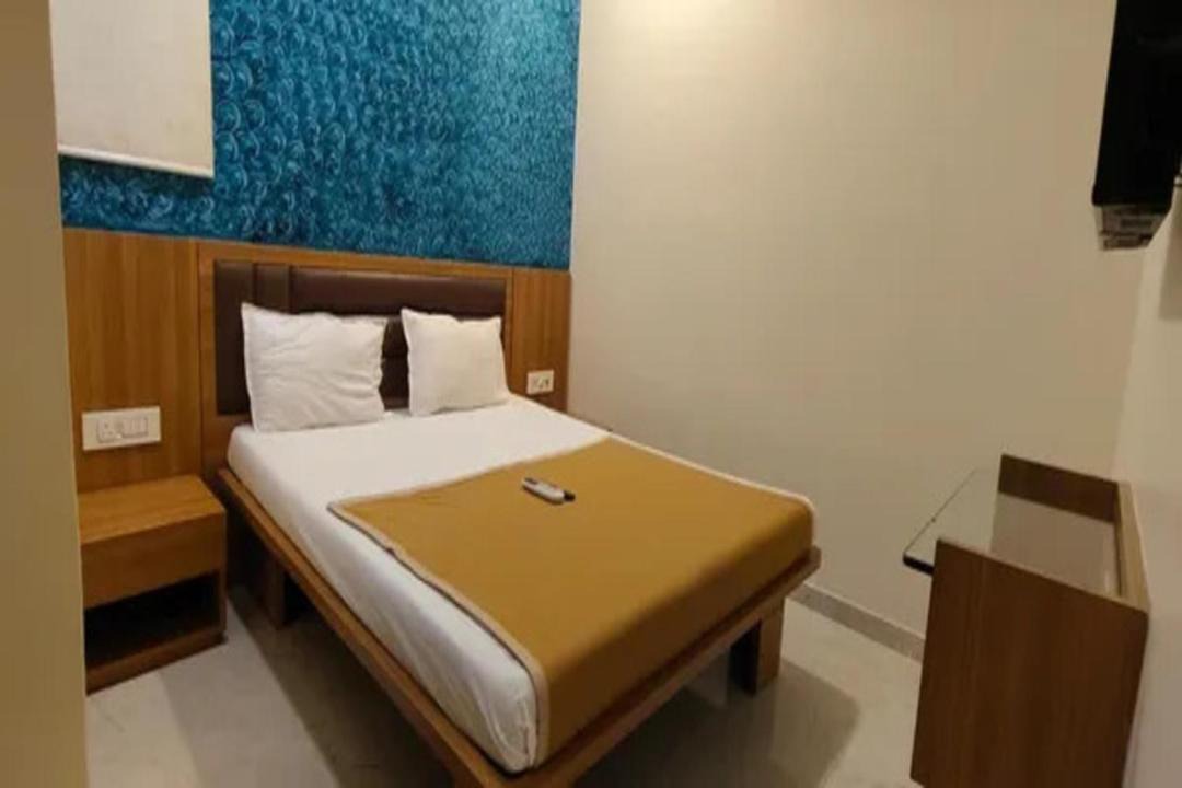 Photo of Bedroom in Pen