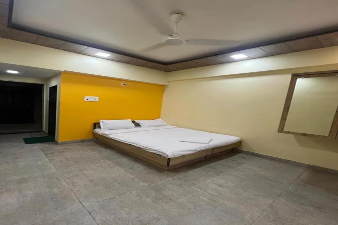 Photo of Bedroom in Pen