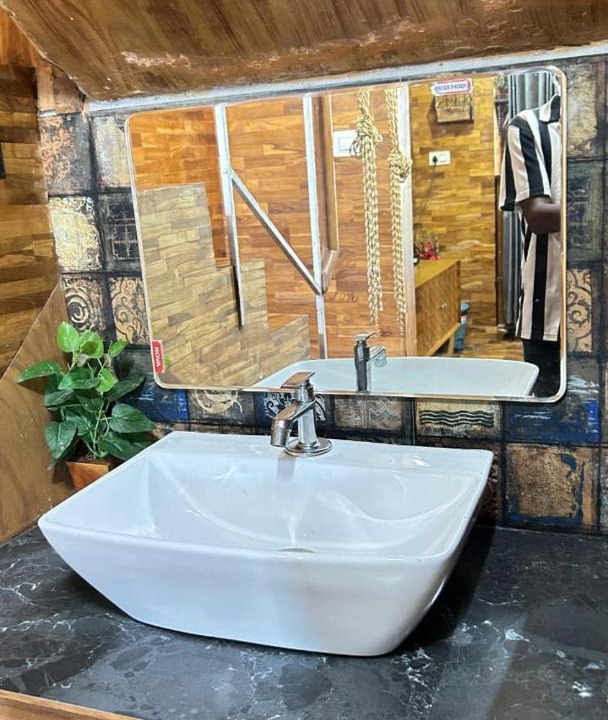 Photo of Bathroom in Kodaikanal