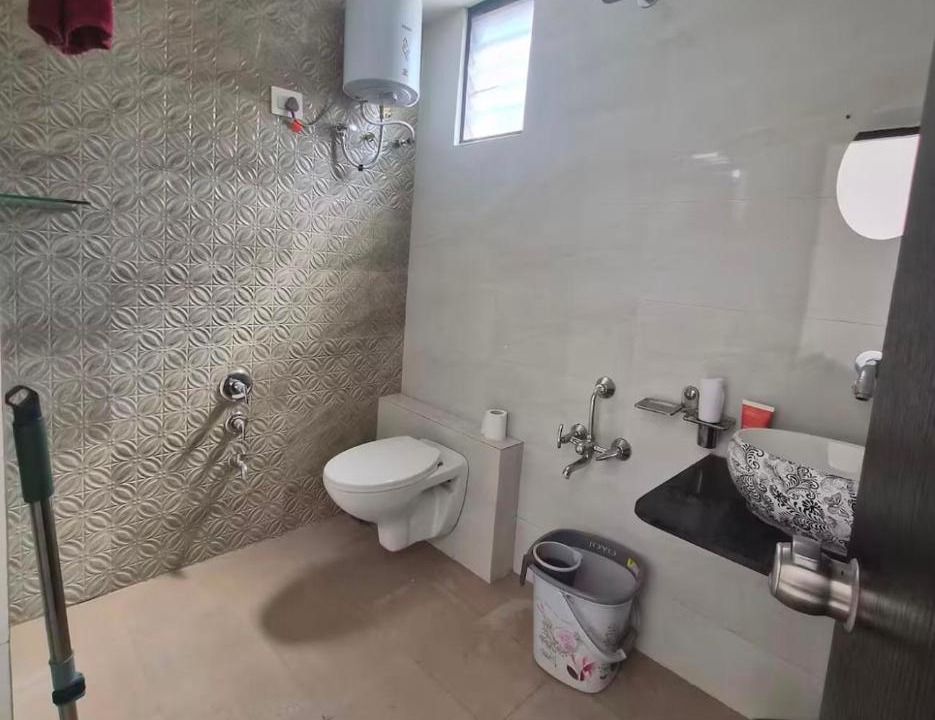 Photo of Bathroom in Junnar