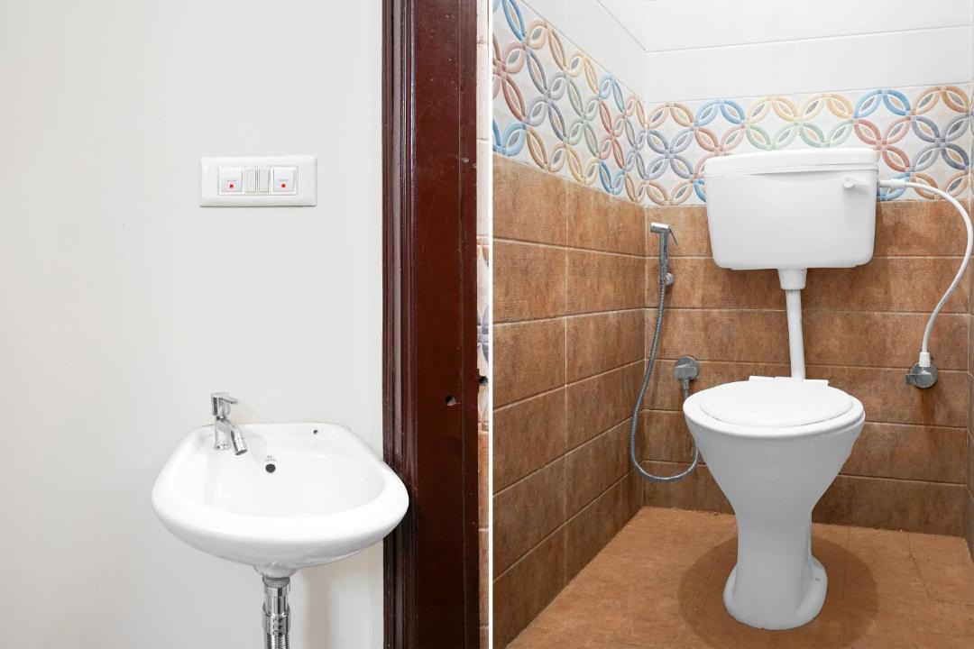 Photo of Bathroom in Narasapura